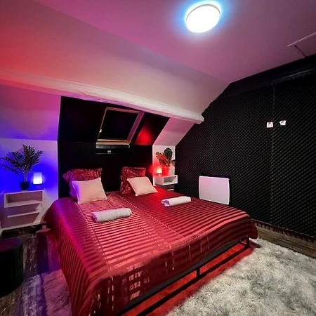 Red Love-Room / Balneo & Plus ! Souppes-sur-Loing Exterior foto